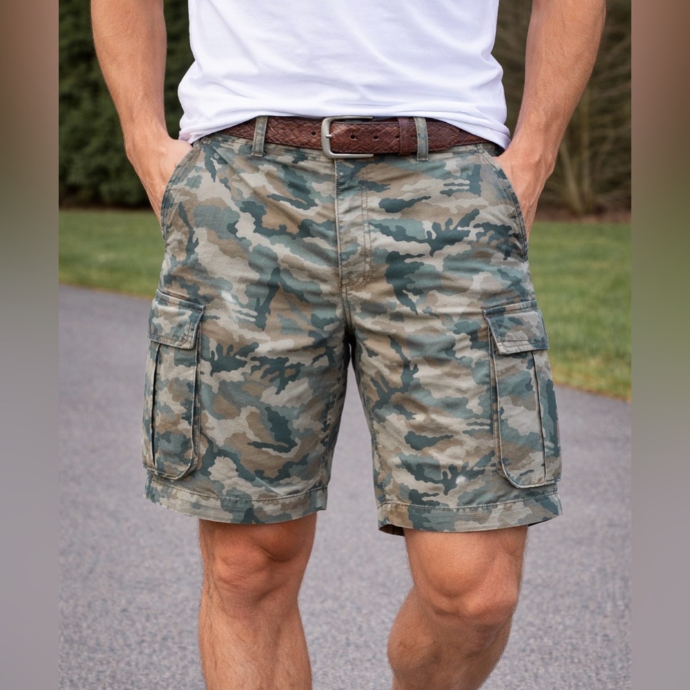 -Levi's Cargo Shorts Camo Green/Brown/Tan 6-Pocket Made JUL/2014 Men's Size W/42